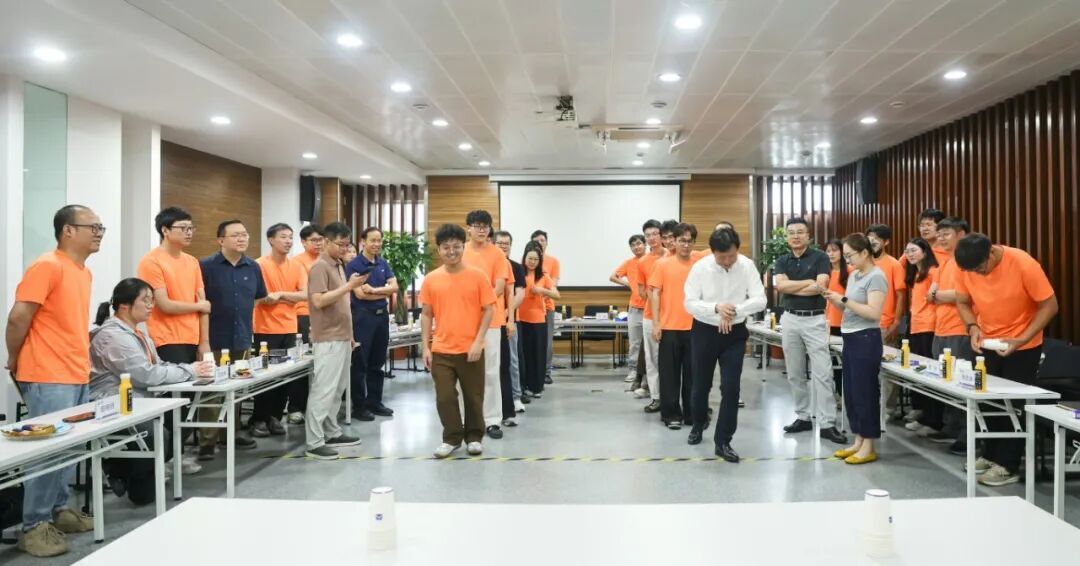 图7.jpg 加拿大PC28