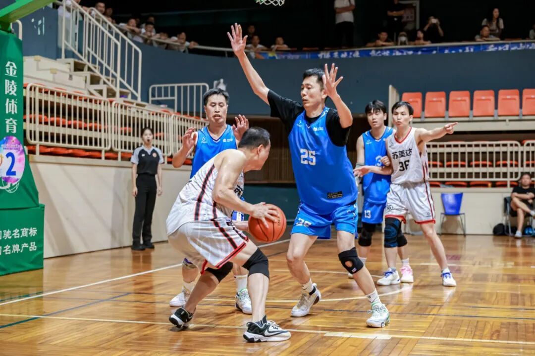 加拿大PC28
