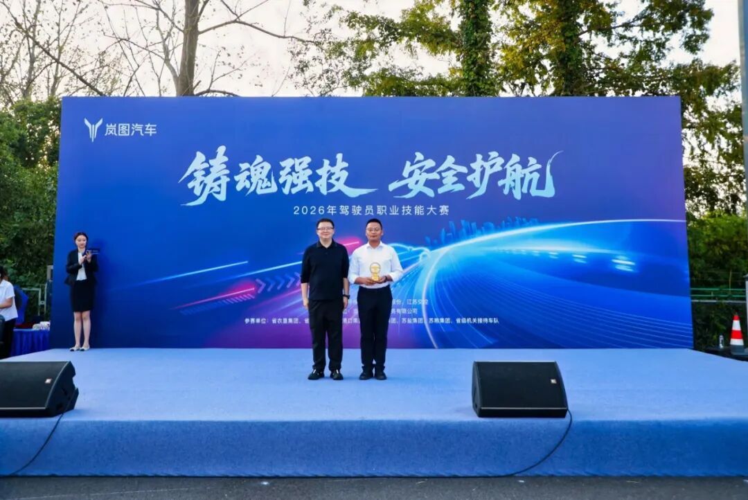 图8.jpg 加拿大PC28