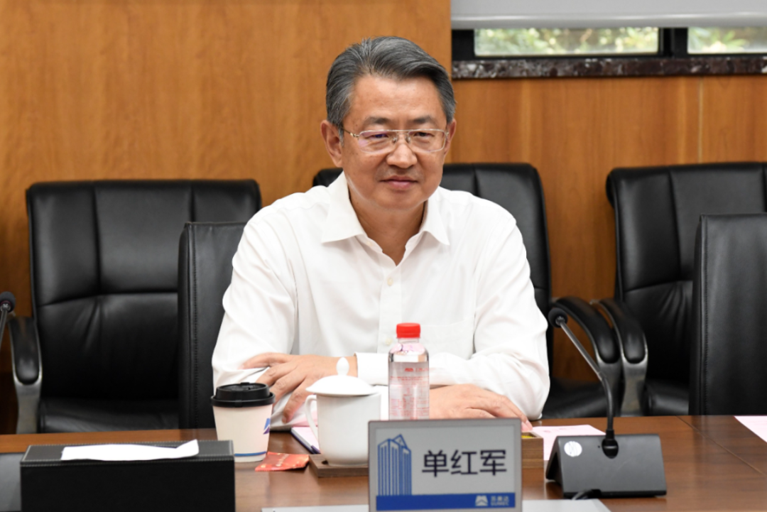 图3.png 加拿大PC28
