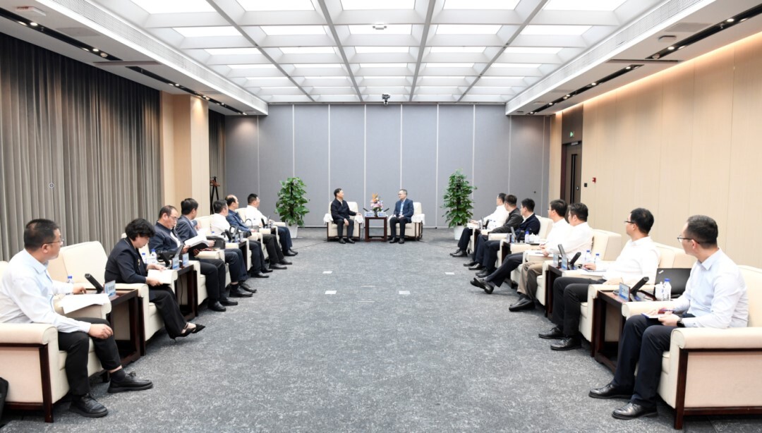 图1.jpg 加拿大PC28
